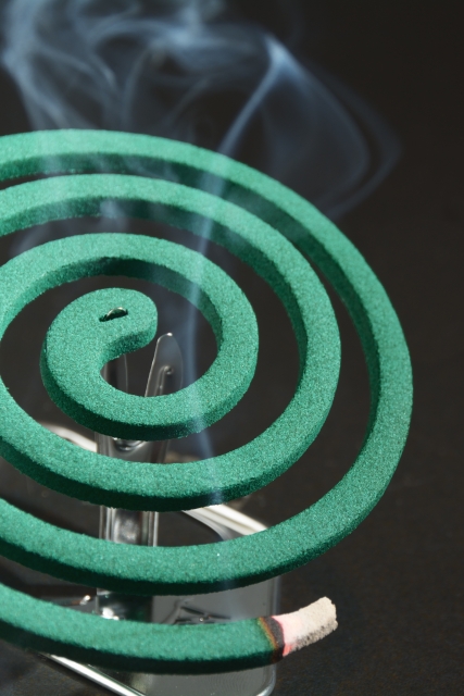 蚊取り線香の成分は人やペットに害はないの